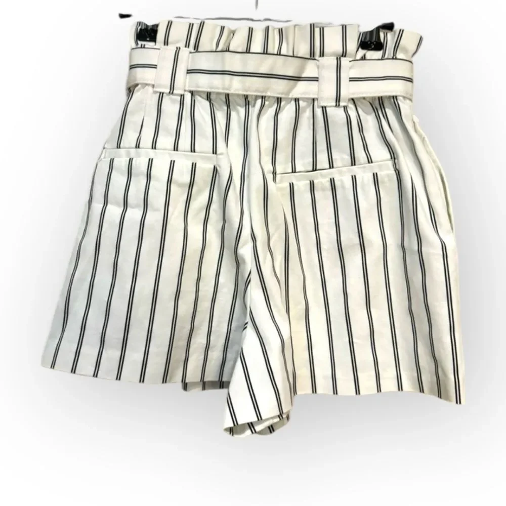 Zara TRF Collection White Black Pinstripe Paper Bag Shorts - XS - Picture 2 of 3